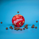 دراژه شکلاتی مالتیزرز Maitesers ( جعبه 111 گرمی )