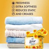 دستمال خوشبو کننده لباس لنور Lenor رایحه نسیم تابستانی Summer Breeze ( بسته 34 عددی )