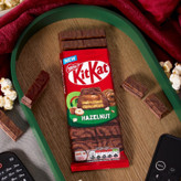 شکلات تخته ای کیت کت نستله Nestle kitkat مدل فندوقی Hazelnut ( 99 گرمی )