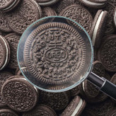 بیسکوئیت شکلاتی اورئو OREO مدل کرم وانیلی Vanilla cream ( بسته 12 عددی )